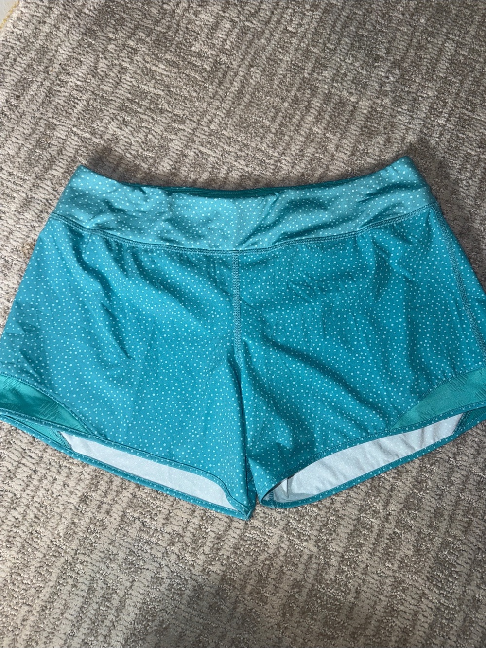Rabbit medium running shorts athletic teal polka dot womens lined